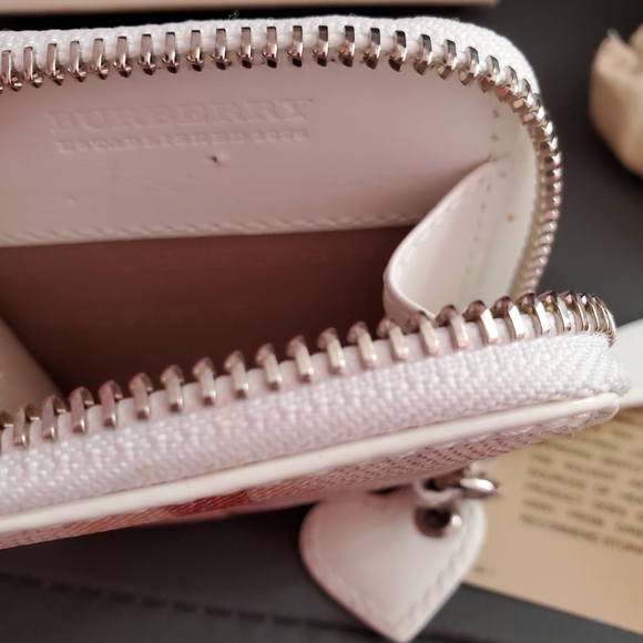 Burberry Nova Check Hearts Coin Purse - Picture 2 of 5